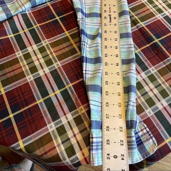 Ralph Lauren Classic Fit Men’s Plaid Button Down - Picture 5 of 9